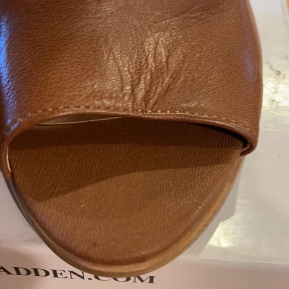 Steve Madden NONSTP cognac leather, size 9.5. Worn - Picture 7 of 8